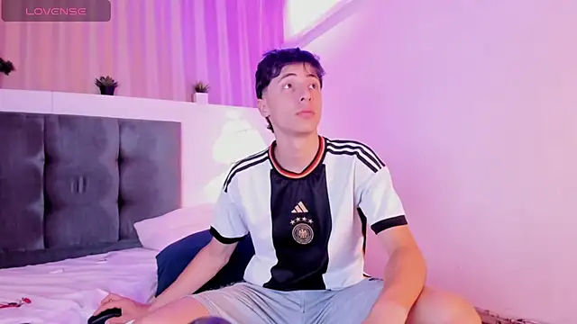 AlessandroDybala online show from March 2025 06:45:01 PM