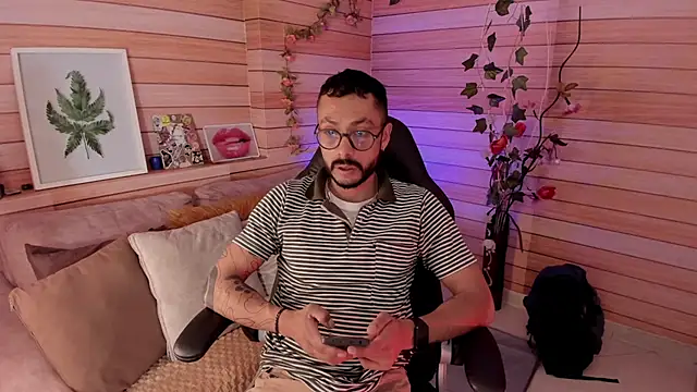 Tom cooper  online show from March 2025 12:58:02 PM