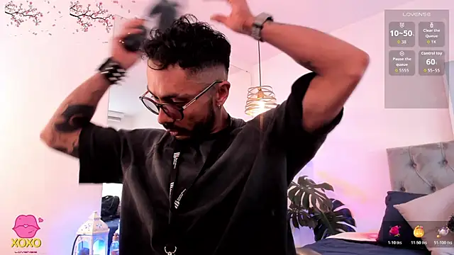 Tom cooper  online show from November 2025 12:16:01 PM