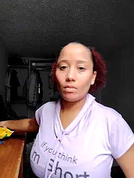 Snapshot of zandra_kiman chatting on October 2025 07:12:02 PM zandra kiman online show from October 2025 07:12:02 PM