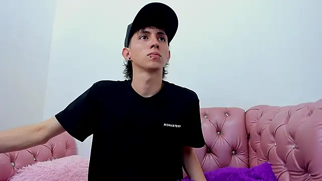 JeanRam18 online show from March 2025 07:57:02 PM