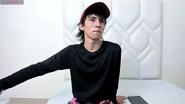 JeanRam18 online show from September 2025 07:58:02 PM