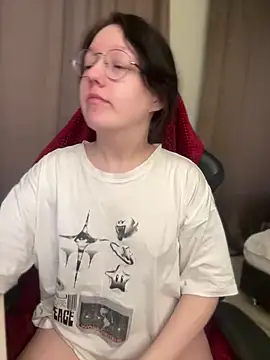 emigooflordXD online show from February 2025 06:43:01 AM