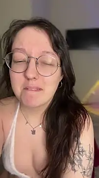 emigooflordXD online show from February 2026 07:32:02 PM