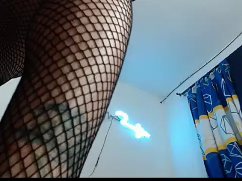 Snapshot of SammyKisses chatting on April 2026 01:39:01 AM SammyKisses online show from April 2026 01:39:01 AM