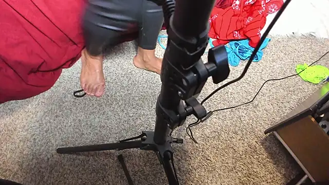 yiauana online show from November 2025 08:35:01 AM