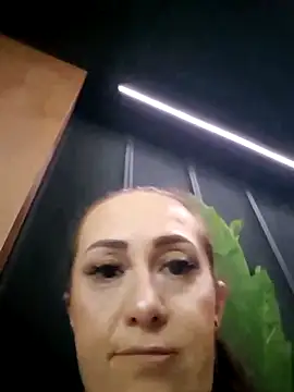 AvaLloyd online show from March 2025 03:35:02 AM