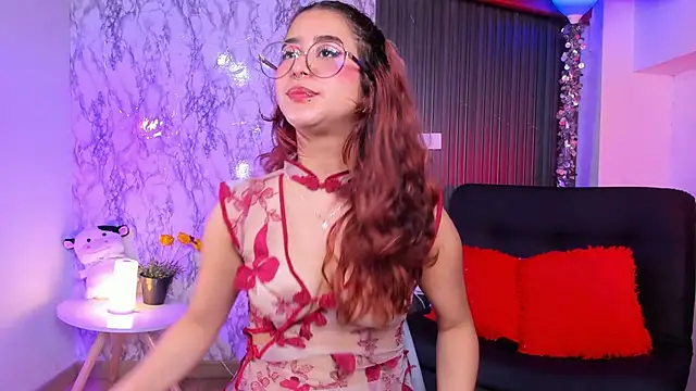 chloe blue online show from February 2025 03:03:02 PM