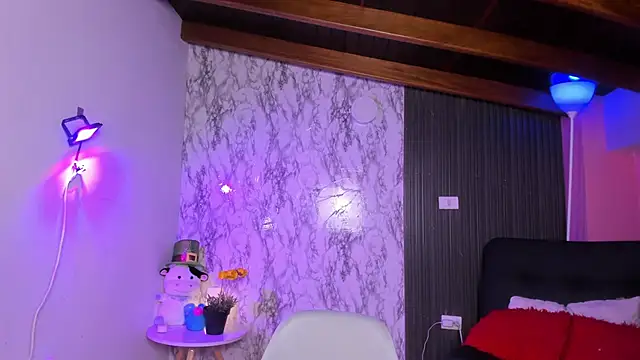 chloe blue online show from September 2025 11:14:01 AM