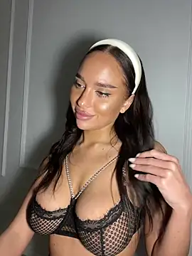 CardiSweetBaby online show from January 2025 05:16:01 PM