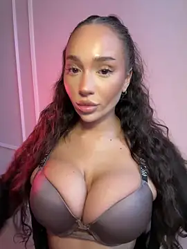 CardiSweetBaby online show from February 2026 12:00:01 PM