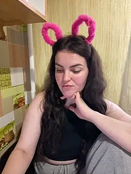 Karolina llove online show from December 2024 08:49:02 AM