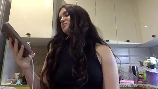 Karolina llove online show from October 2025 08:39:02 PM