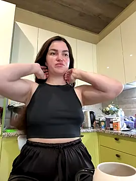 Karolina llove online show from October 2025 08:15:02 AM