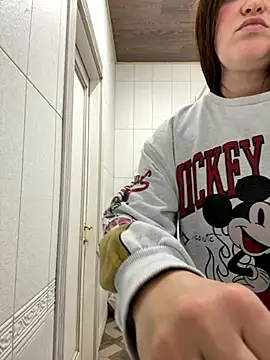 Karolina llove online show from October 2025 12:16:01 PM