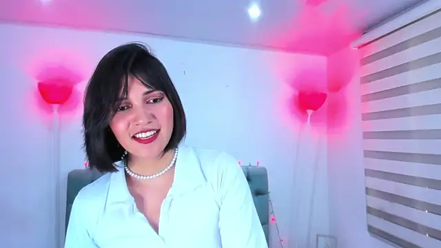 lina bedoya  online show from January 2025 02:46:01 PM