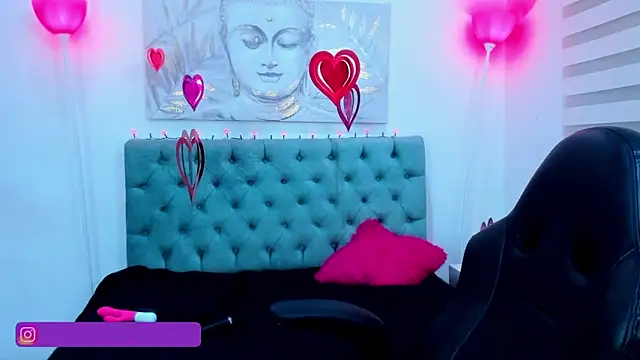 lina bedoya  online show from February 2025 03:05:01 PM