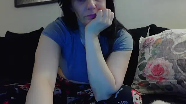 CrystalLakeXO online show from October 2025 04:33:01 AM