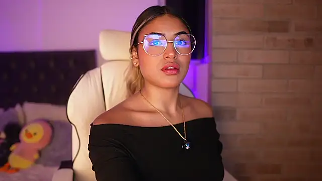 SaraParisi online show from March 2025 03:02:02 AM