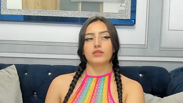 Lesly sexy4u online show from December 2024 07:33:02 AM