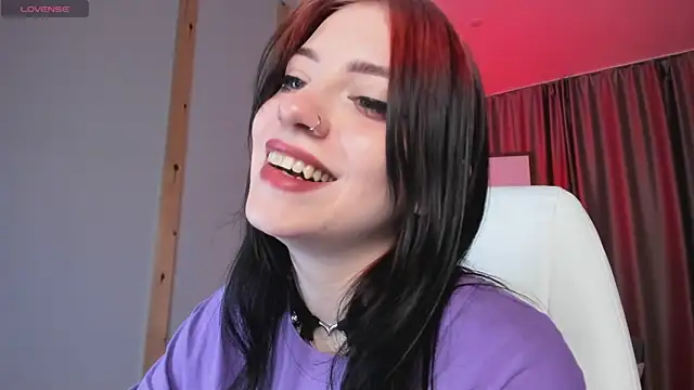 arielabradberry online show from December 2024 01:59:02 PM