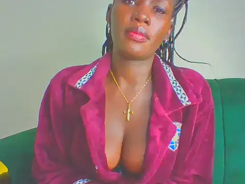 cutesmiling online show from April 2026 05:39:02 PM