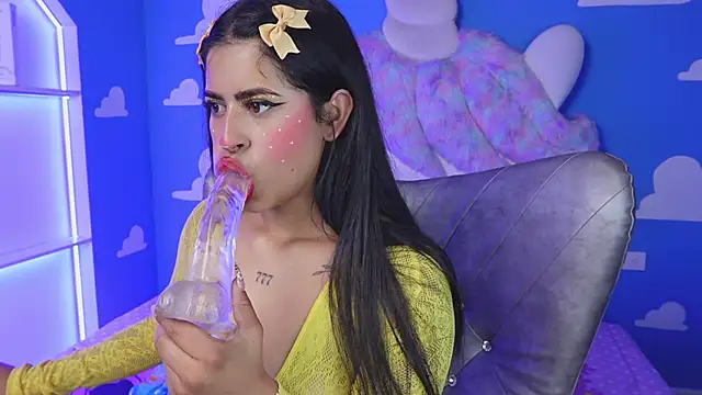 miss romyna online show from September 2025 11:03:01 AM