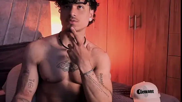 Thomas Fit1 online show from September 2025 11:39:02 PM