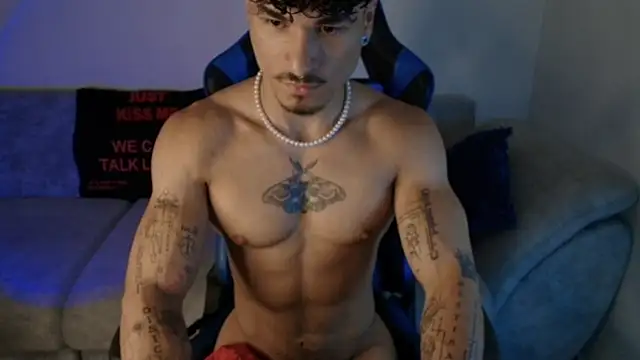 Snapshot of Thomas_Fit1 chatting on July 2026 03:14:02 PM Thomas Fit1 online show from July 2026 03:14:02 PM
