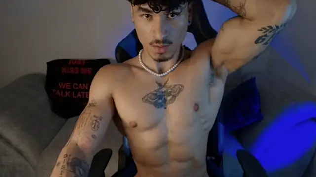 Snapshot of Thomas_Fit1 chatting on July 2026 02:08:02 PM Thomas Fit1 online show from July 2026 02:08:02 PM