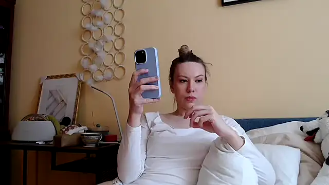 Scarlettford online show from March 2025 11:22:02 AM