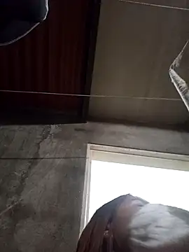 Snapshot of AnthonelaDuque chatting on January 2025 10:56:01 AM AnthonelaDuque online show from January 2025 10:56:01 AM