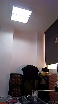 Snapshot of AnthonelaDuque chatting on November 2025 11:43:02 AM AnthonelaDuque online show from November 2025 11:43:02 AM