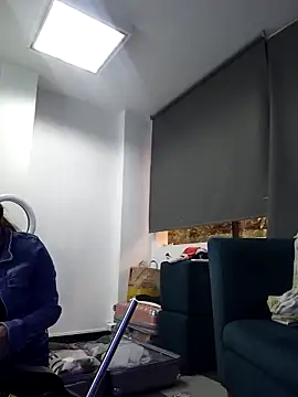 Snapshot of AnthonelaDuque chatting on December 2025 11:37:01 AM AnthonelaDuque online show from December 2025 11:37:01 AM