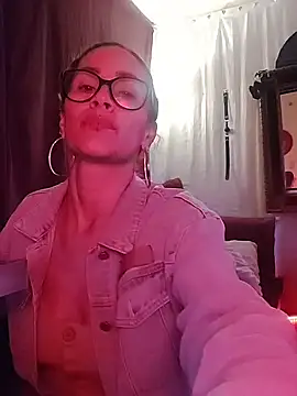 SelenaHouston online show from February 2026 04:00:01 AM