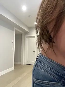 jAsMinE678 online show from October 2025 03:04:01 AM