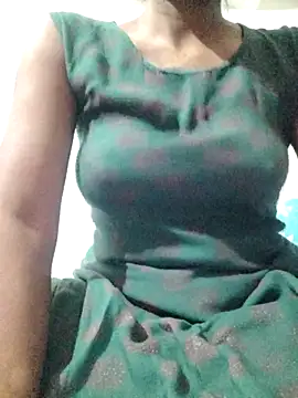 rituporna2004 online show from February 2026 01:40:01 PM