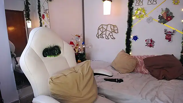 SalmaZaman online show from December 2024 11:37:01 PM