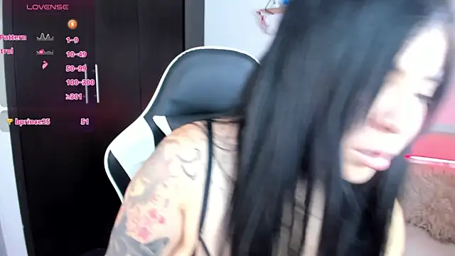 AilynRed online show from September 2025 10:10:02 PM