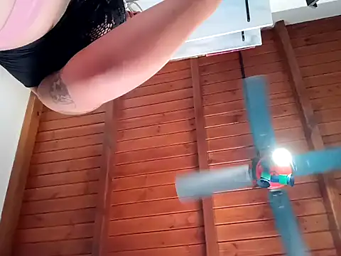 ConeNella online show from January 2025 03:43:01 PM