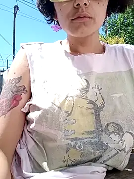 ConeNella online show from October 2025 04:49:02 PM