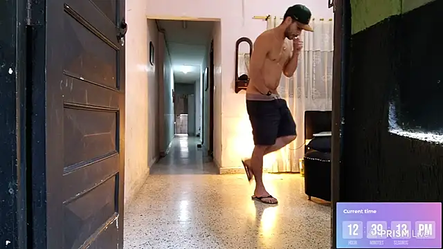 sexyboycolombi4 online show from January 2025 05:40:02 PM