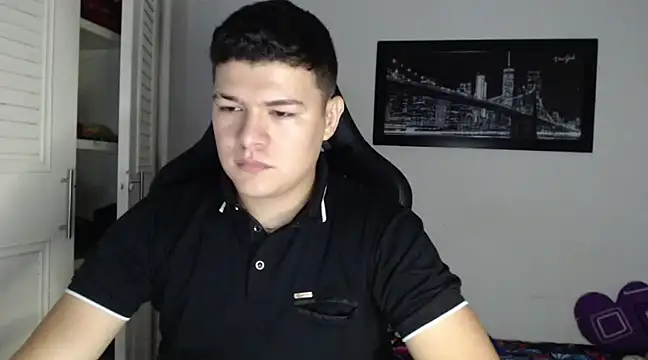 Plug Control online show from December 2024 03:11:02 AM