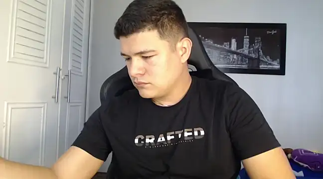 Plug Control online show from February 2025 07:59:02 PM