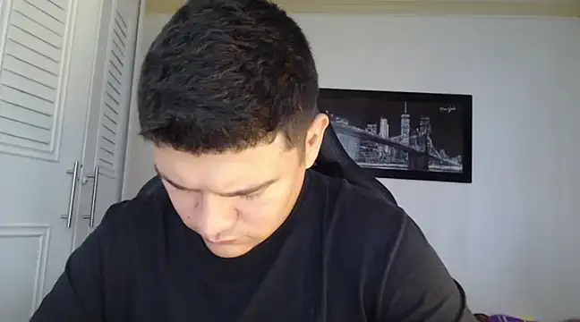 Plug Control online show from February 2025 01:44:01 PM