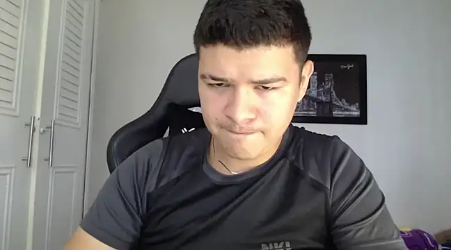 Plug Control online show from February 2025 03:16:01 PM