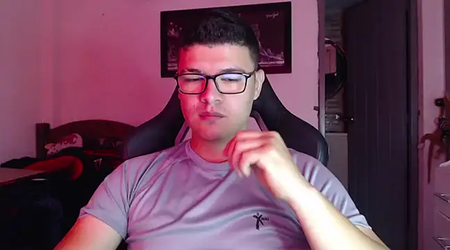 Plug Control online show from February 2025 01:17:02 PM