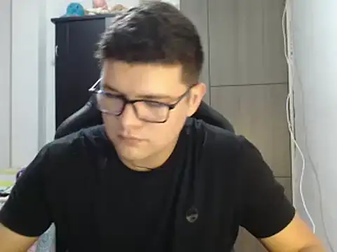 Plug Control online show from February 2025 06:20:02 PM