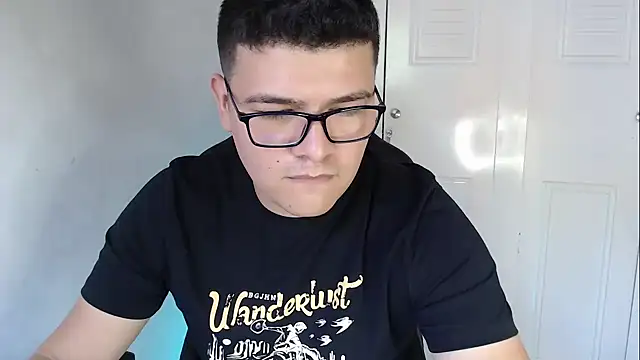 Plug Control online show from September 2025 05:17:01 PM