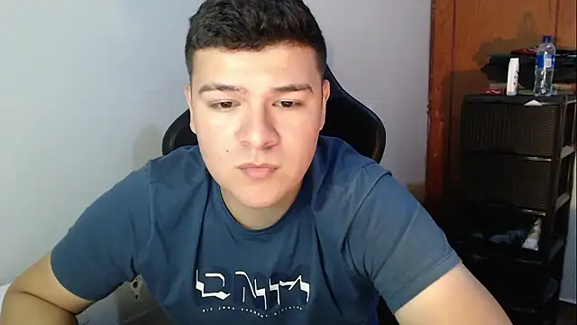 Plug Control online show from January 2026 12:16:02 AM